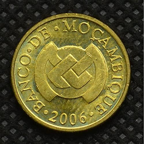 Mozambik 10 Sivens 2006. godine otvoreni traktor Afrički novčići bakar 17 mm hrđa